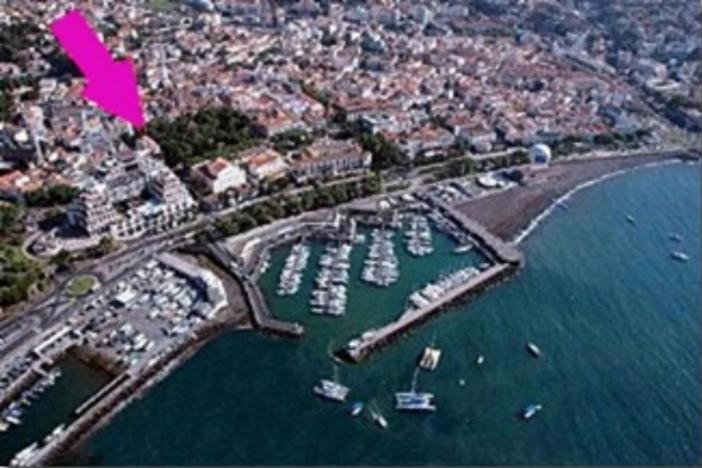 Central Funchal Apartment - Garden - Free Parking & Ac Luaran gambar